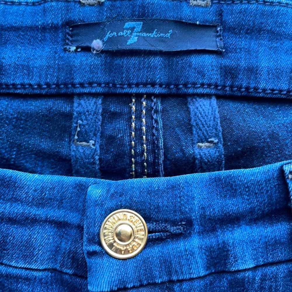 7 For All Mankind Straight Leg- 29 - Picture 3 of 6